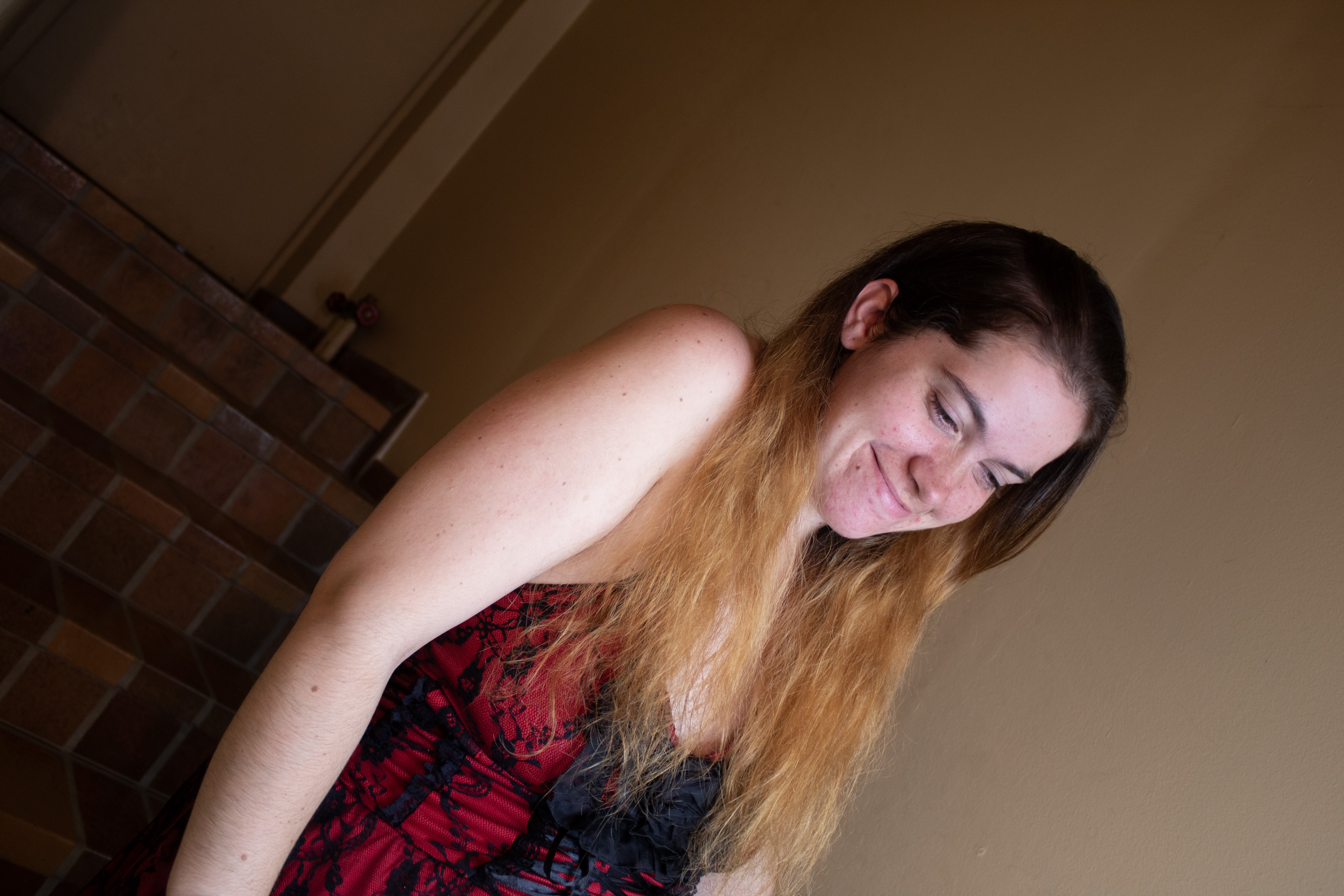 Laura Découverte – Premiers jeux de cordes